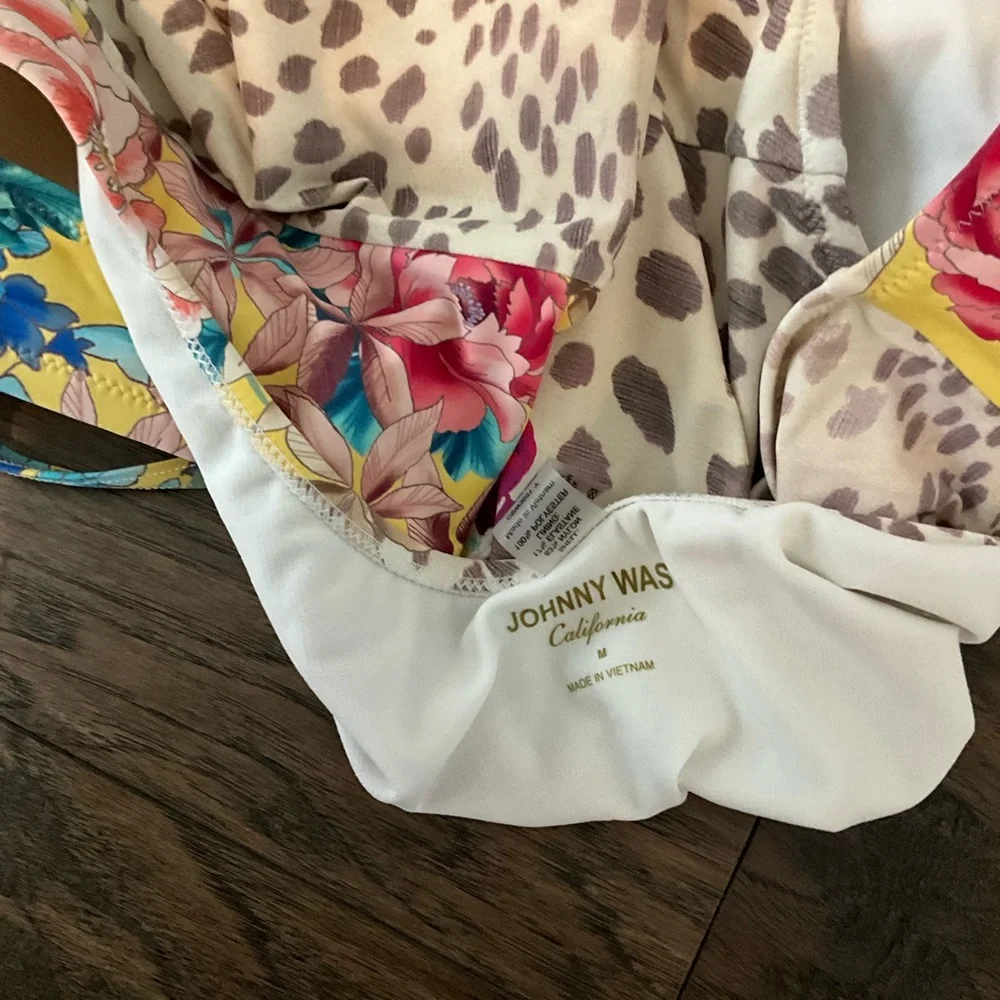 Johnny Was Floral Leopard Print Swimsuit and Shorts Set - Picture 7 of 7